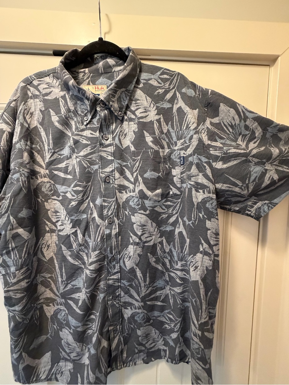 Huk Kona Floral Slate Blue Short-Sleeve Floral Button-Down Shirt
